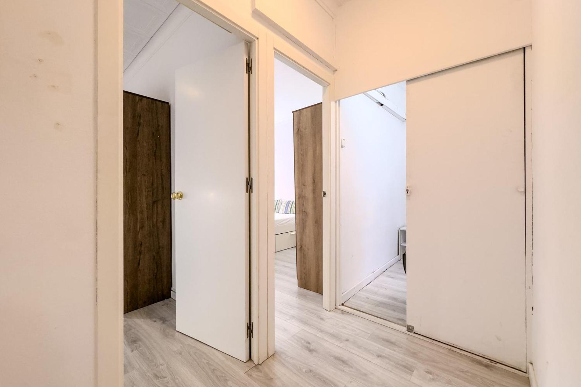 Bed&Bcn Mas Apartments L'Hospitalet de Llobregat Room photo