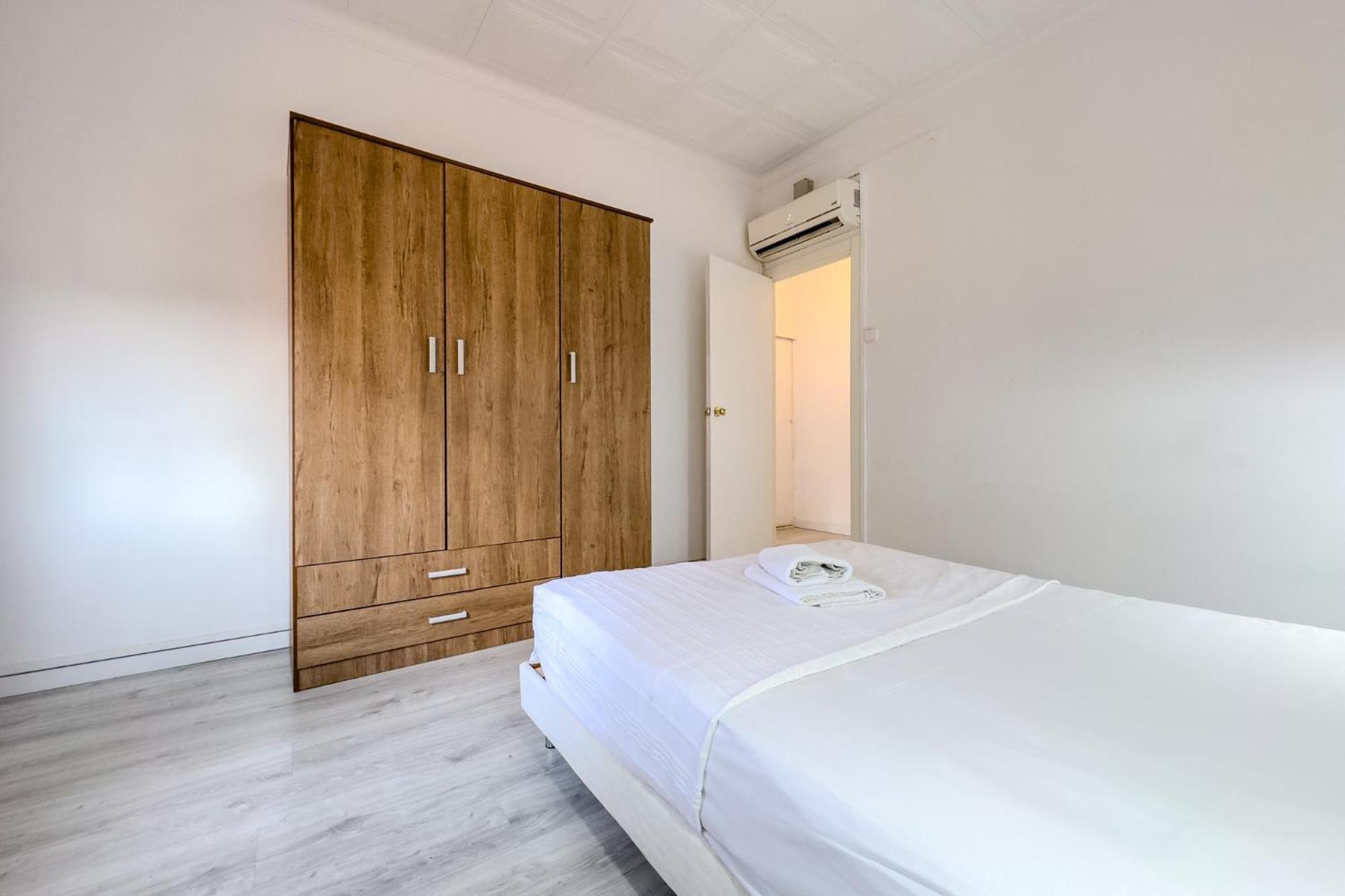 Bed&Bcn Mas Apartments L'Hospitalet de Llobregat Exterior photo